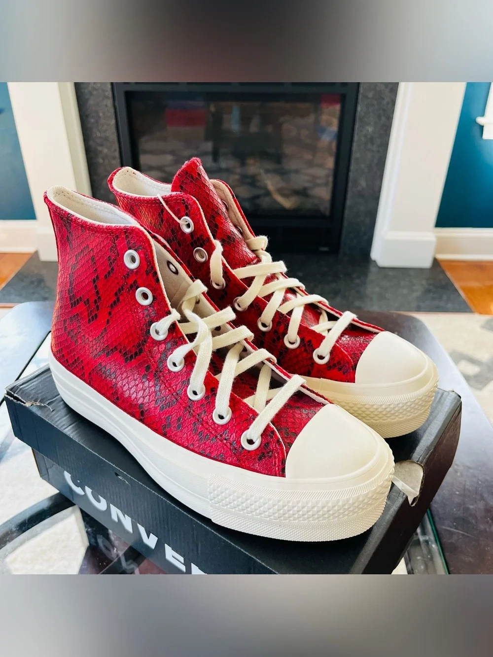 Converse new box